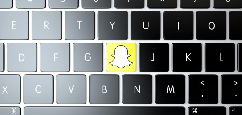 How to Get Dark Mode on Snapchat Without App Appearance